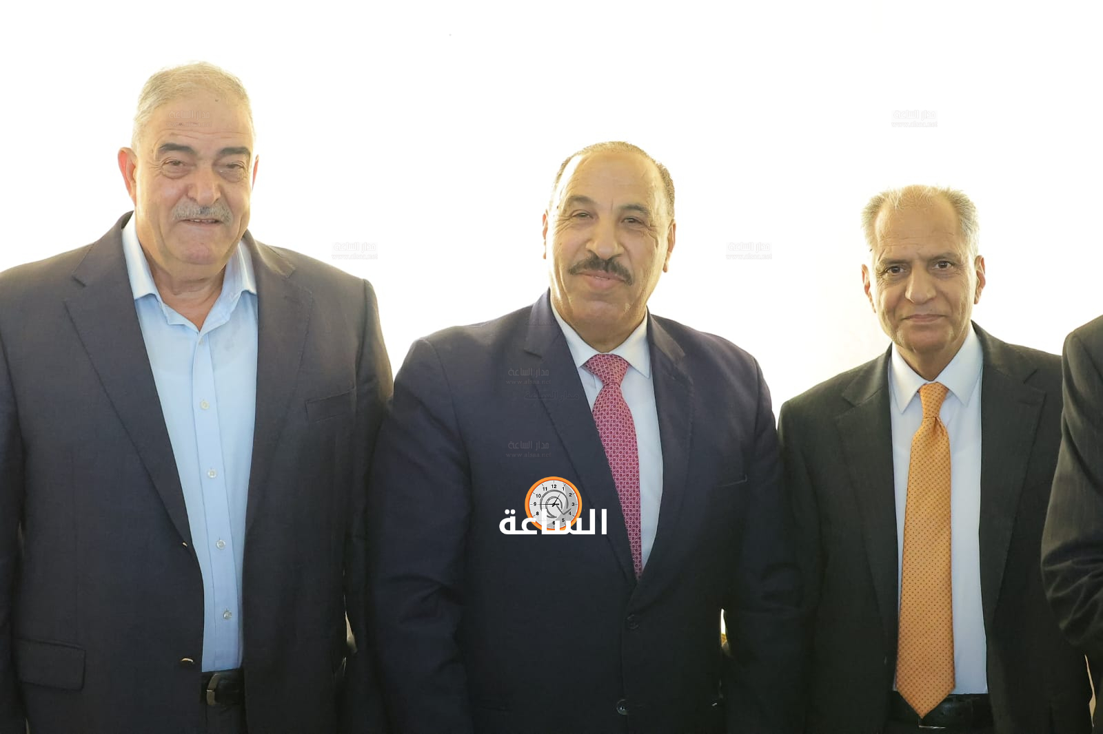 Madar Al-Saa Images 0.39172068686606887