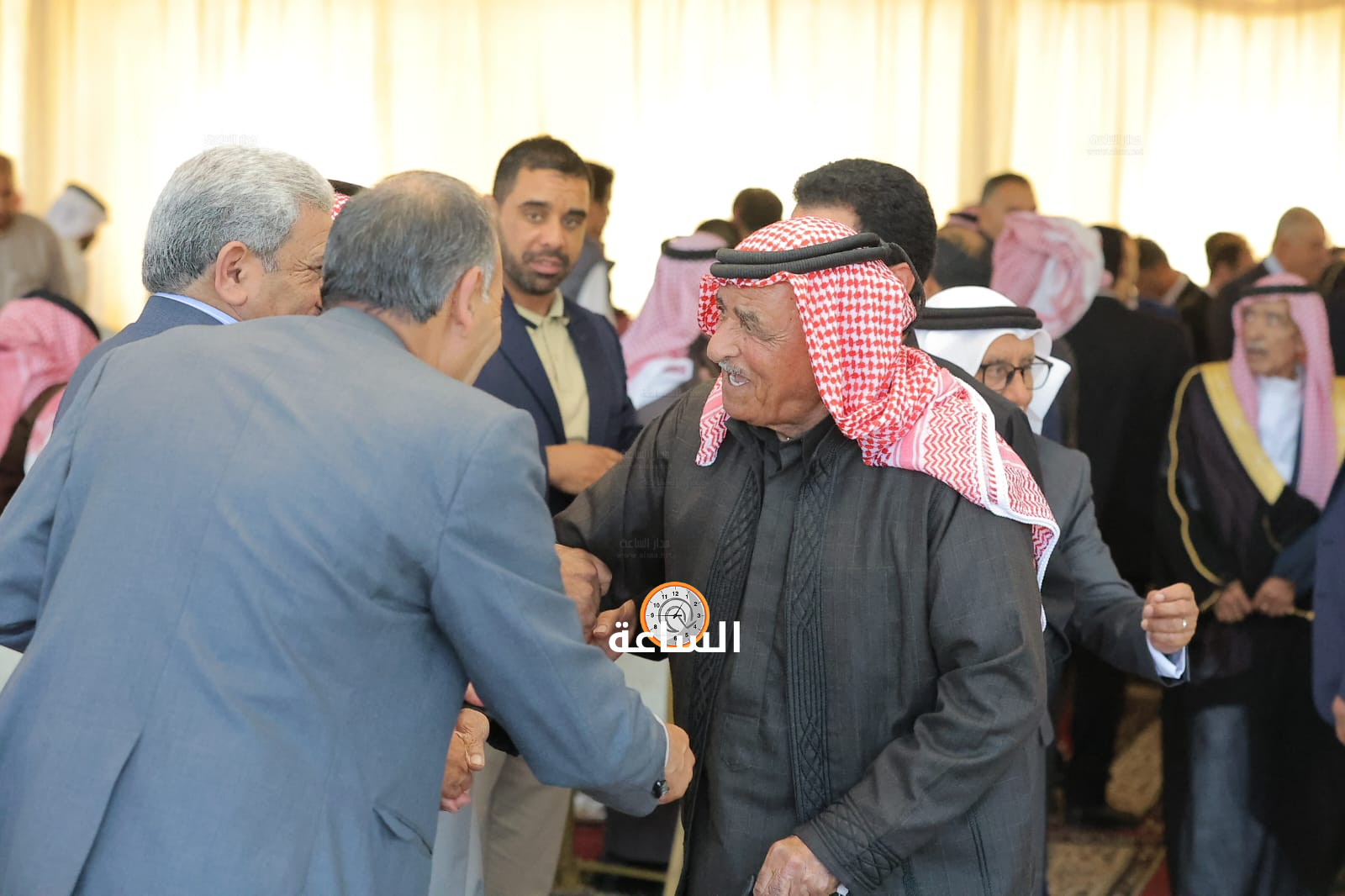 Madar Al-Saa Images 0.8906408429358613