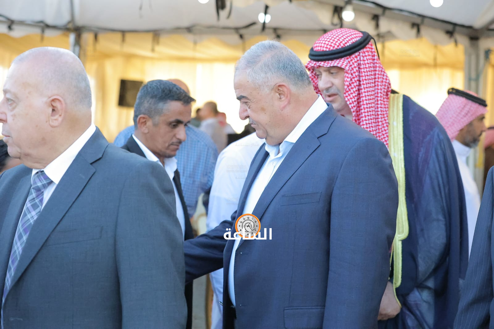 Madar Al-Saa Images 0.8460624843938047