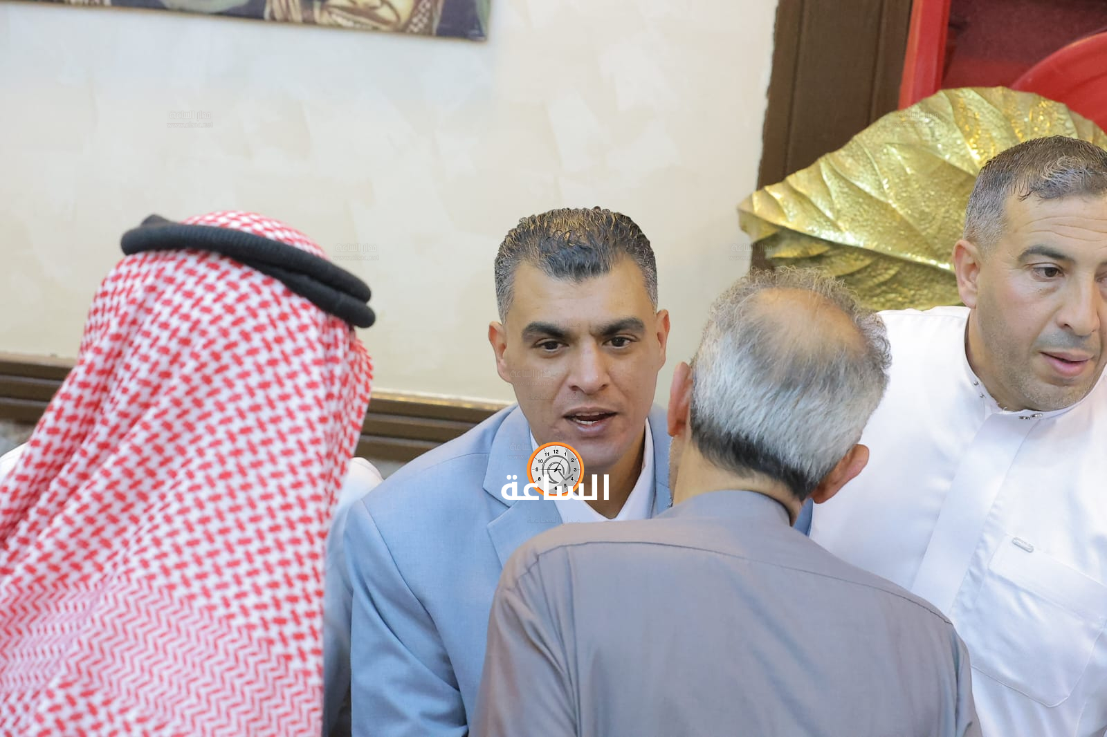 Madar Al-Saa Images 0.8198675577435219