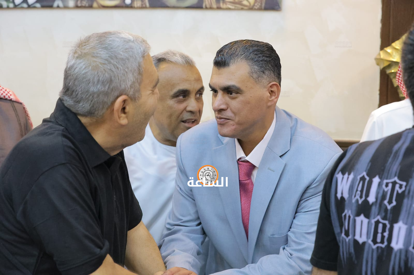 Madar Al-Saa Images 0.34280767913979504