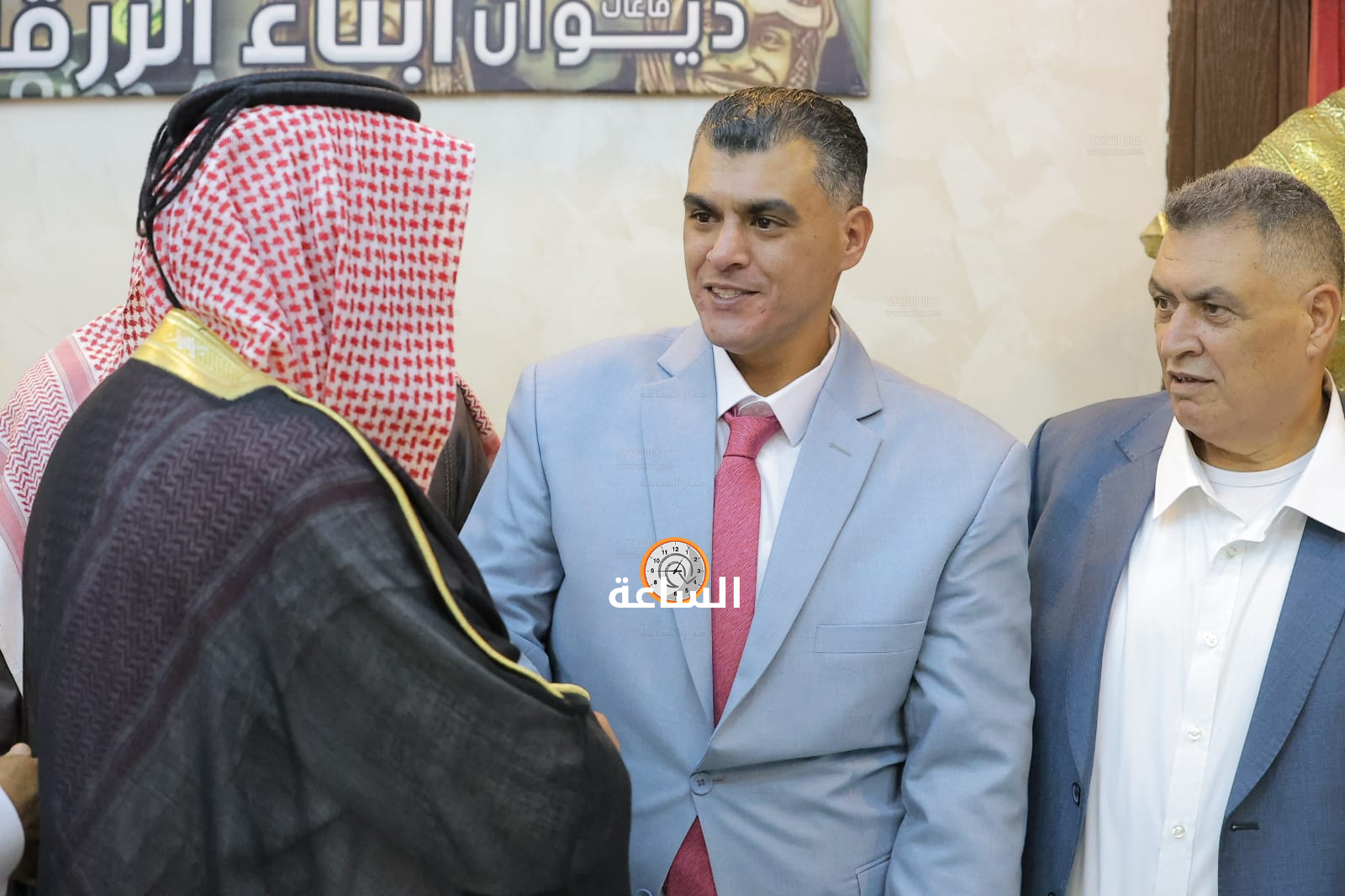 Madar Al-Saa Images 0.6537403654365647
