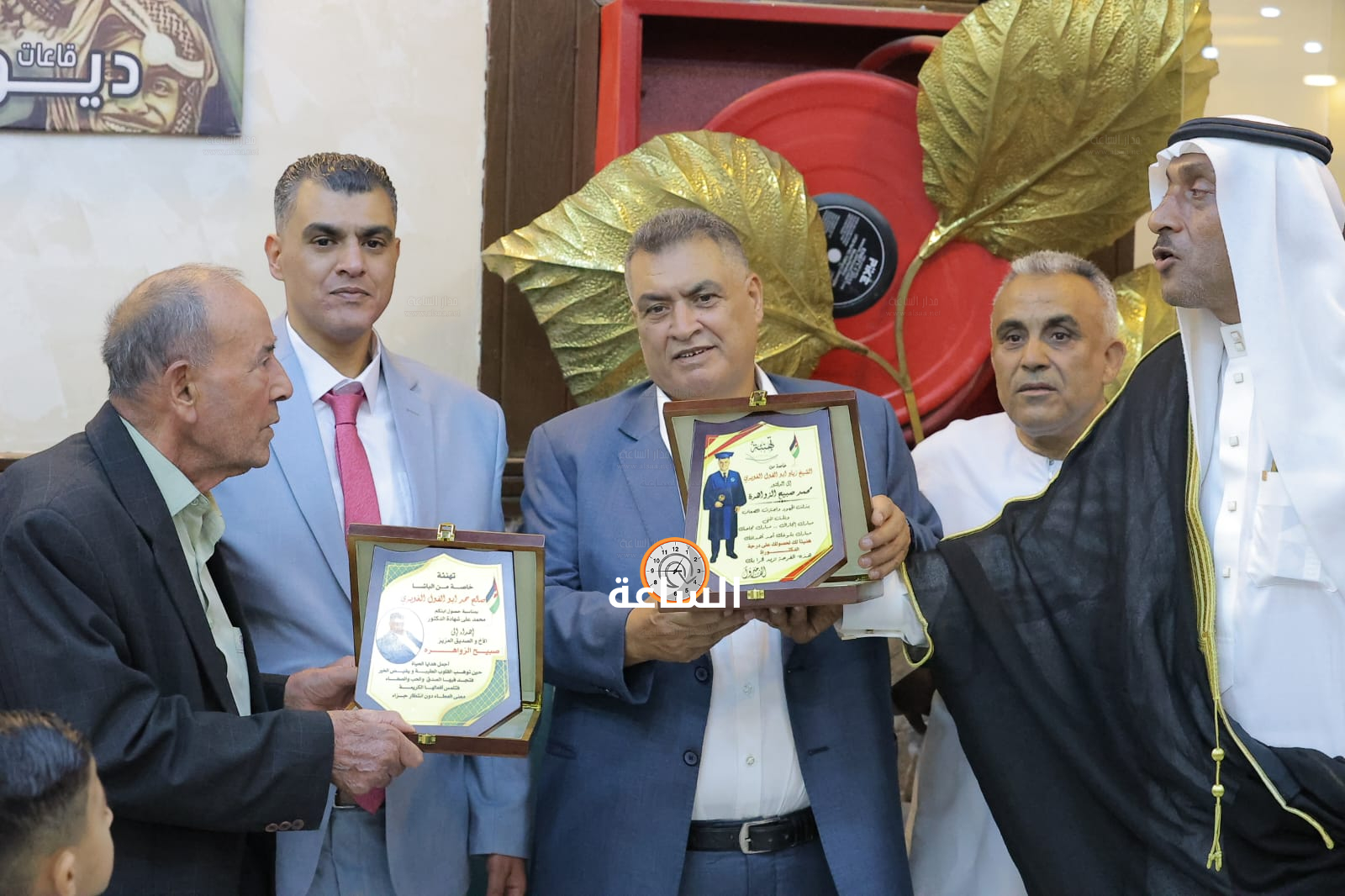 Madar Al-Saa Images 0.10725778675760145