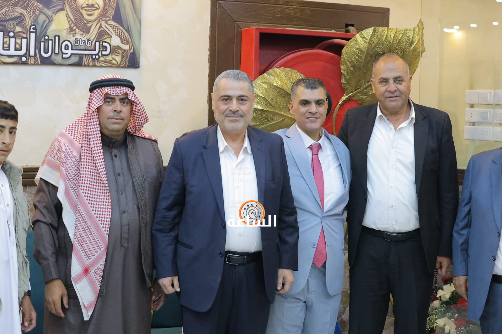 Madar Al-Saa Images 0.9798893933285812
