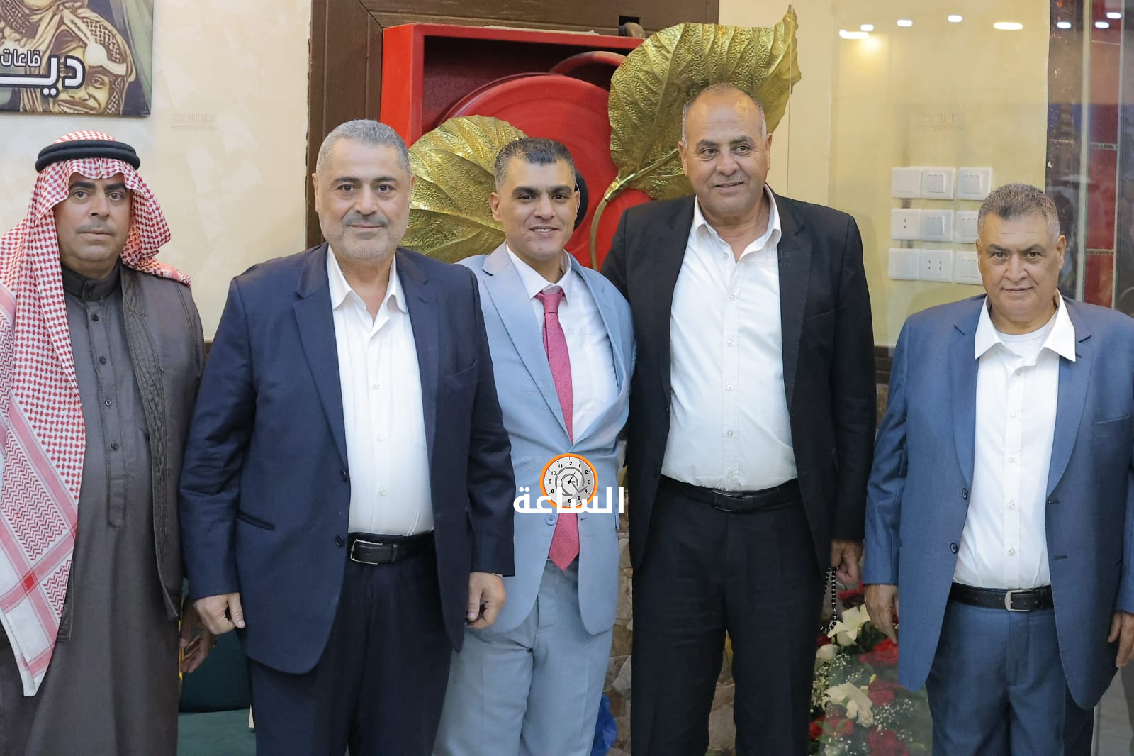 Madar Al-Saa Images 0.45075496918224645