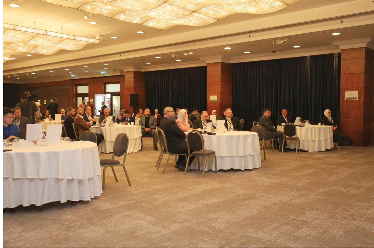 Madar Al-Saa Images 0.17337643635572364