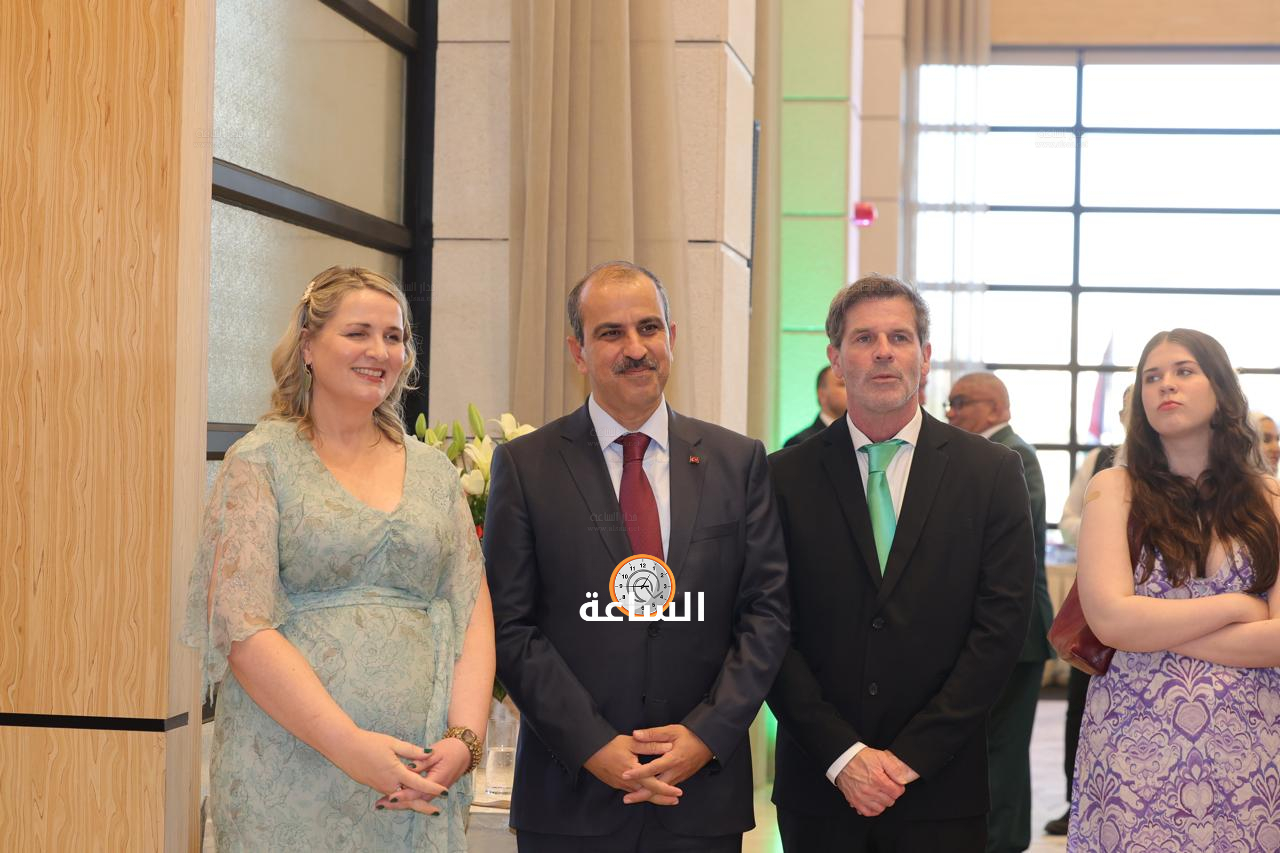 Madar Al-Saa Images 0.4143257826472131
