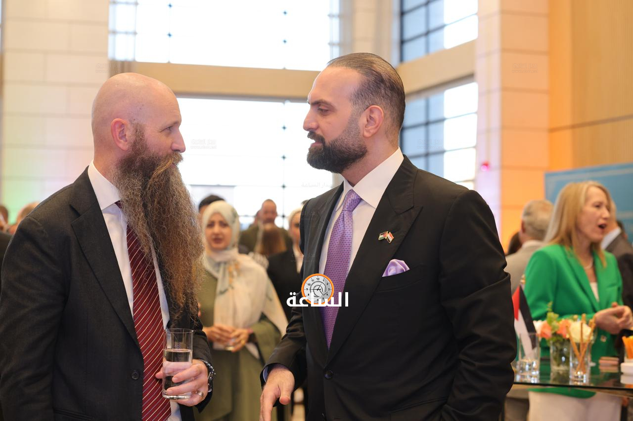 Madar Al-Saa Images 0.8968100805447543