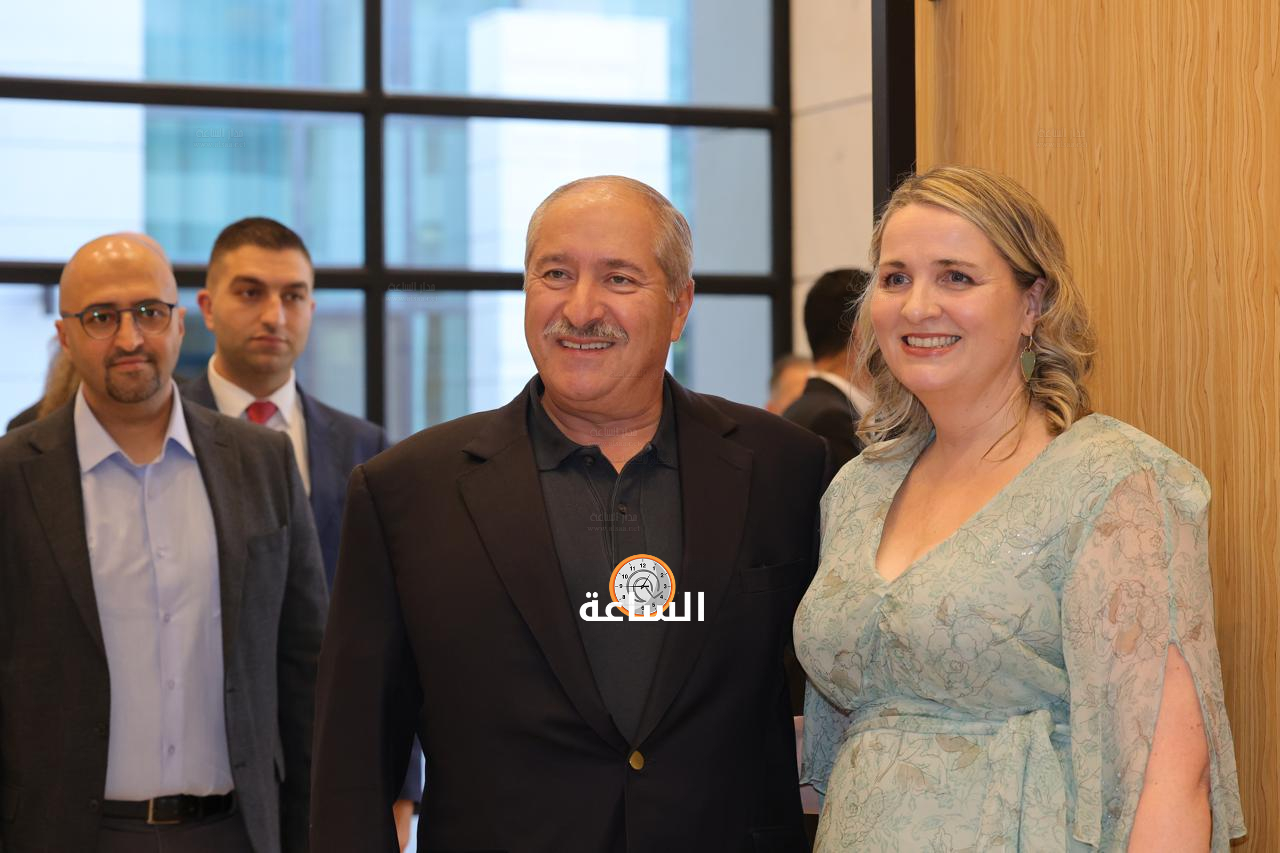 Madar Al-Saa Images 0.8156090403768176