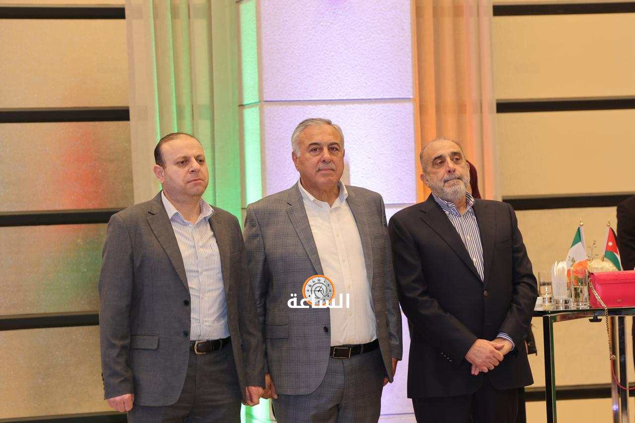 Madar Al-Saa Images 0.7194130374042875