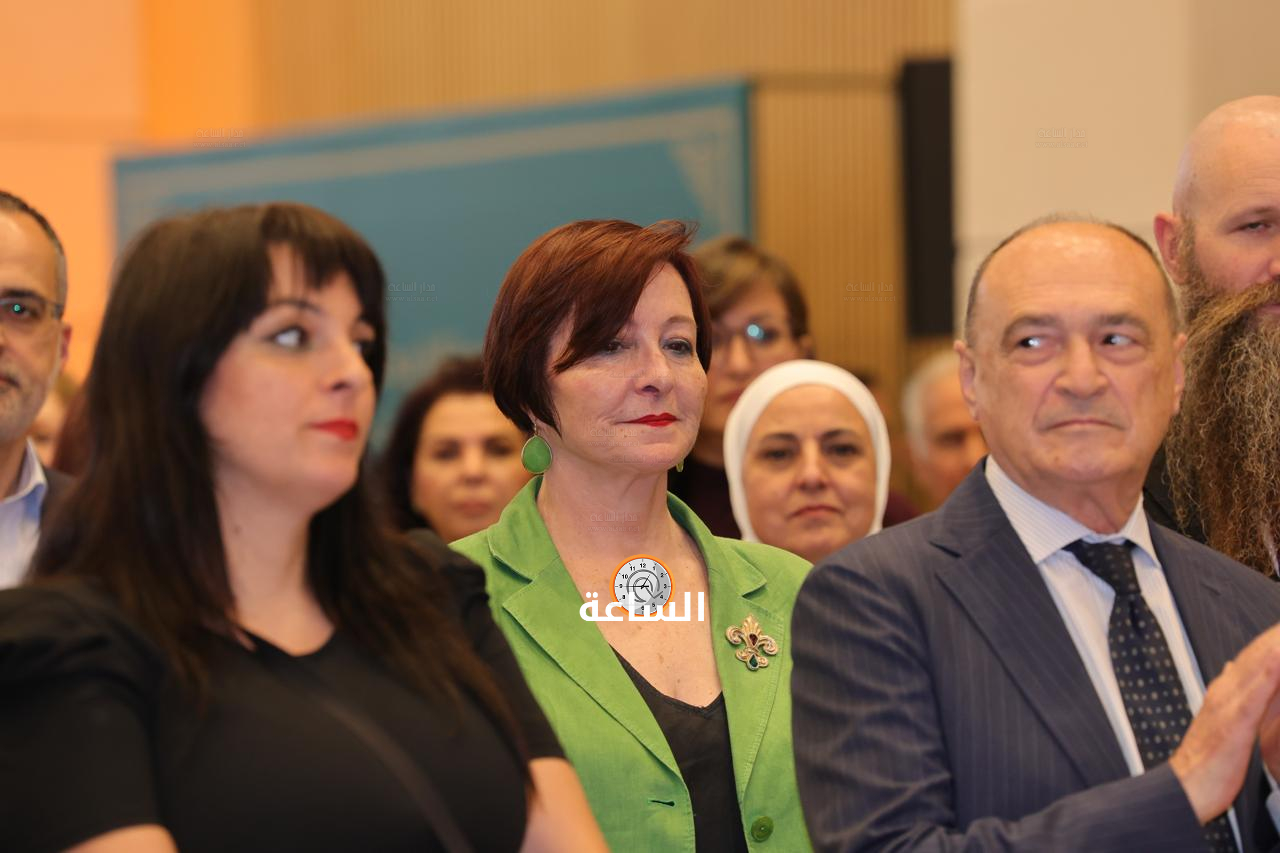 Madar Al-Saa Images 0.3816499016605637