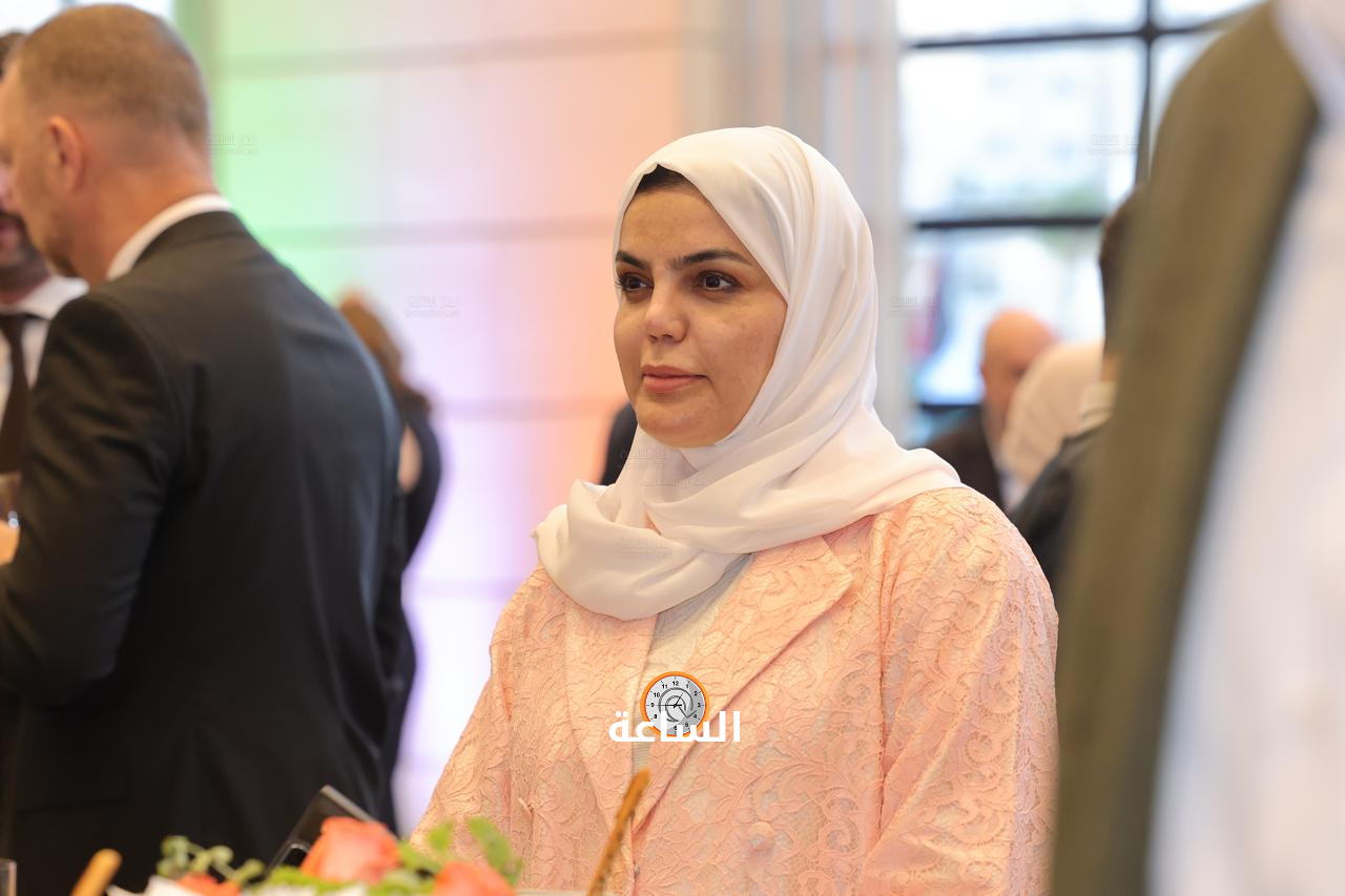 Madar Al-Saa Images 0.24019035330101468