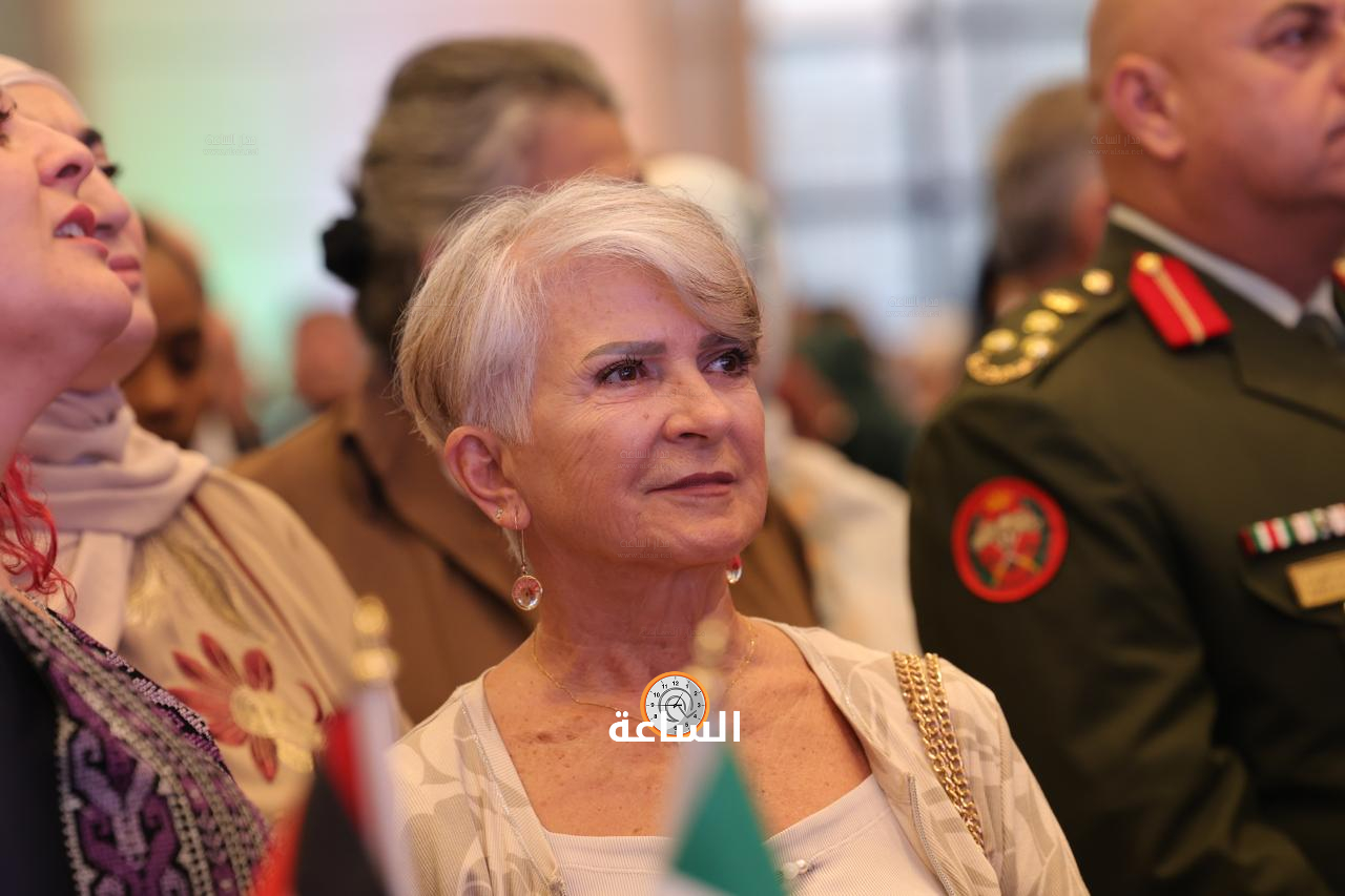 Madar Al-Saa Images 0.9844054549887938