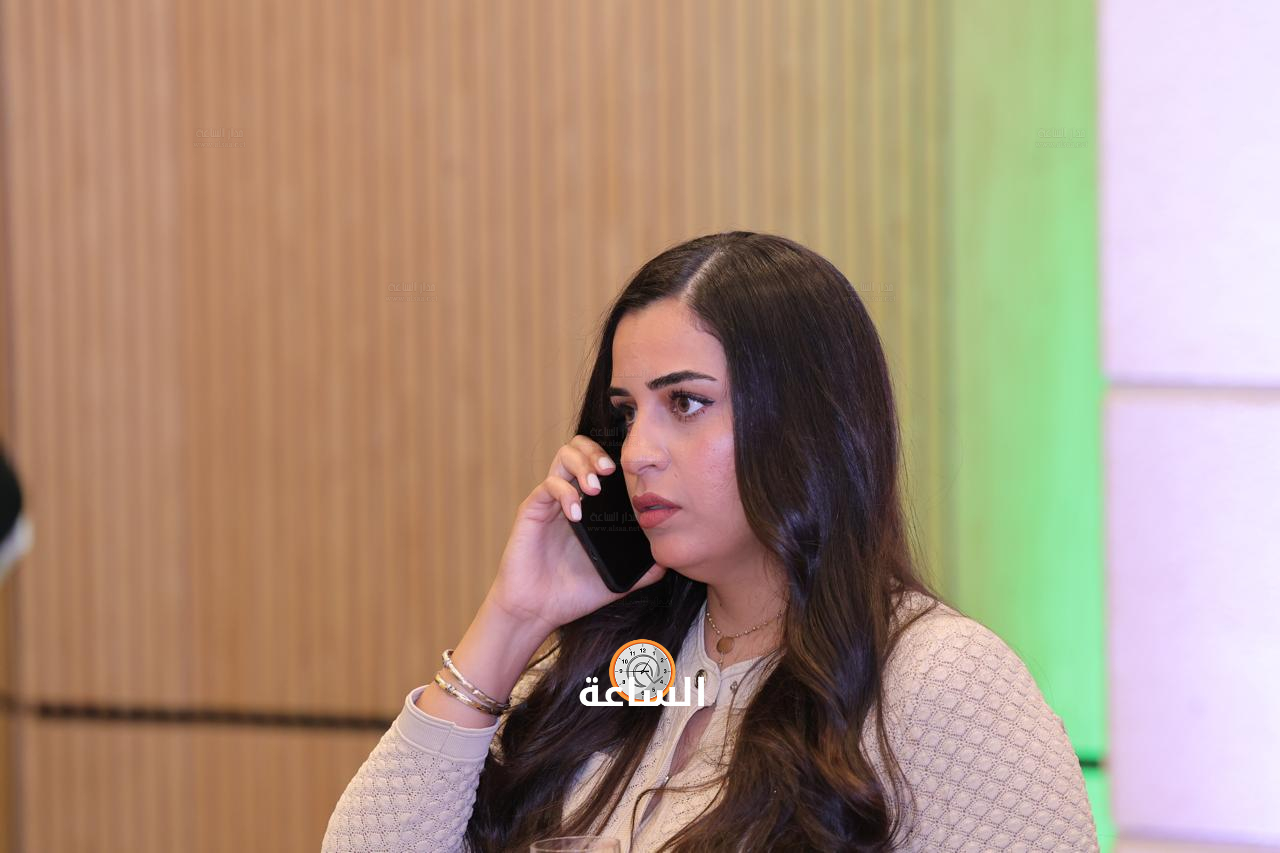 Madar Al-Saa Images 0.00463492353150341