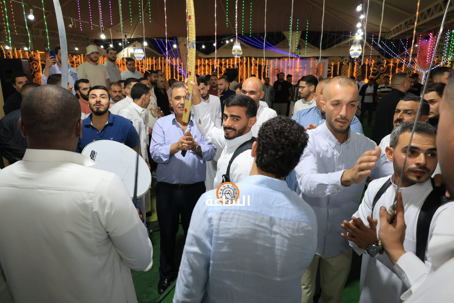 Madar Al-Saa Images 0.37908422419167365