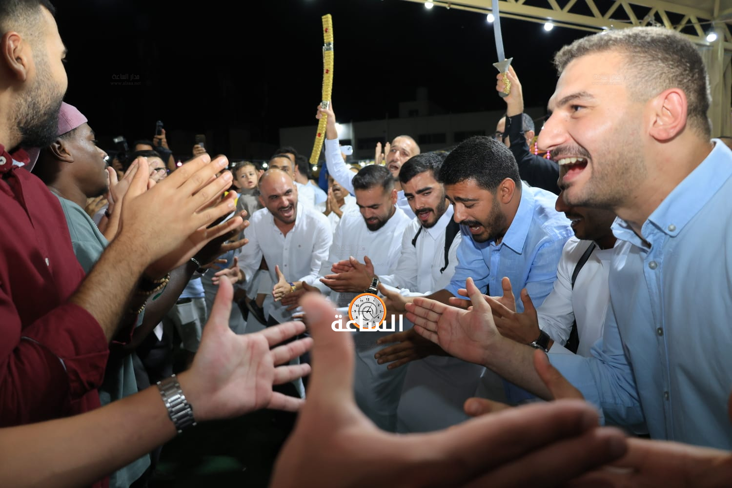 Madar Al-Saa Images 0.8442001184387509