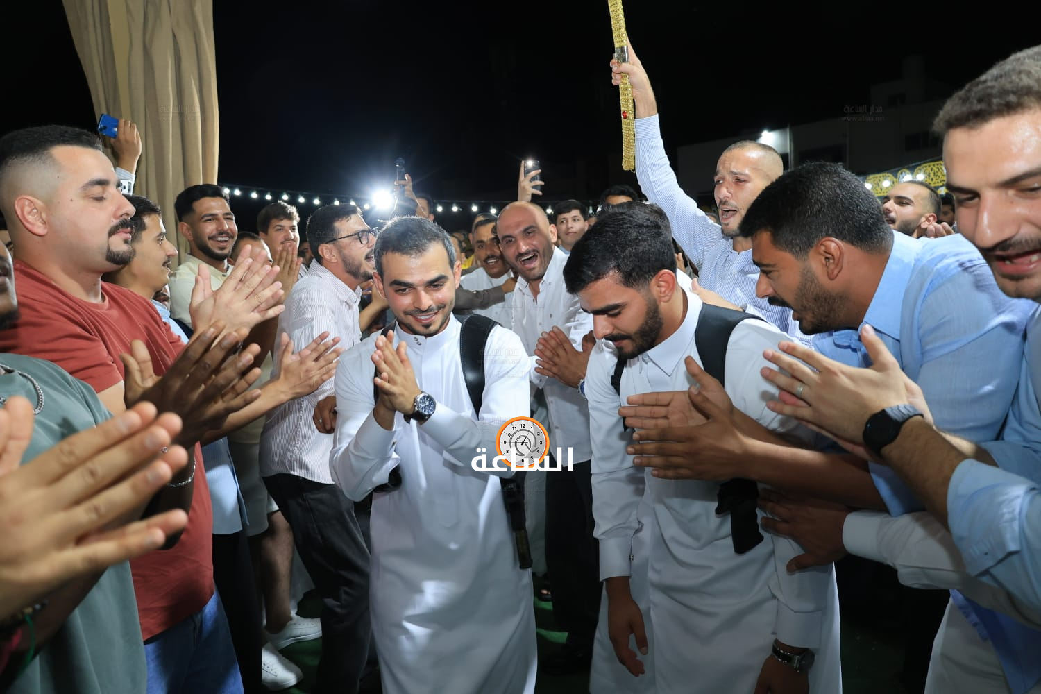 Madar Al-Saa Images 0.516130192941787