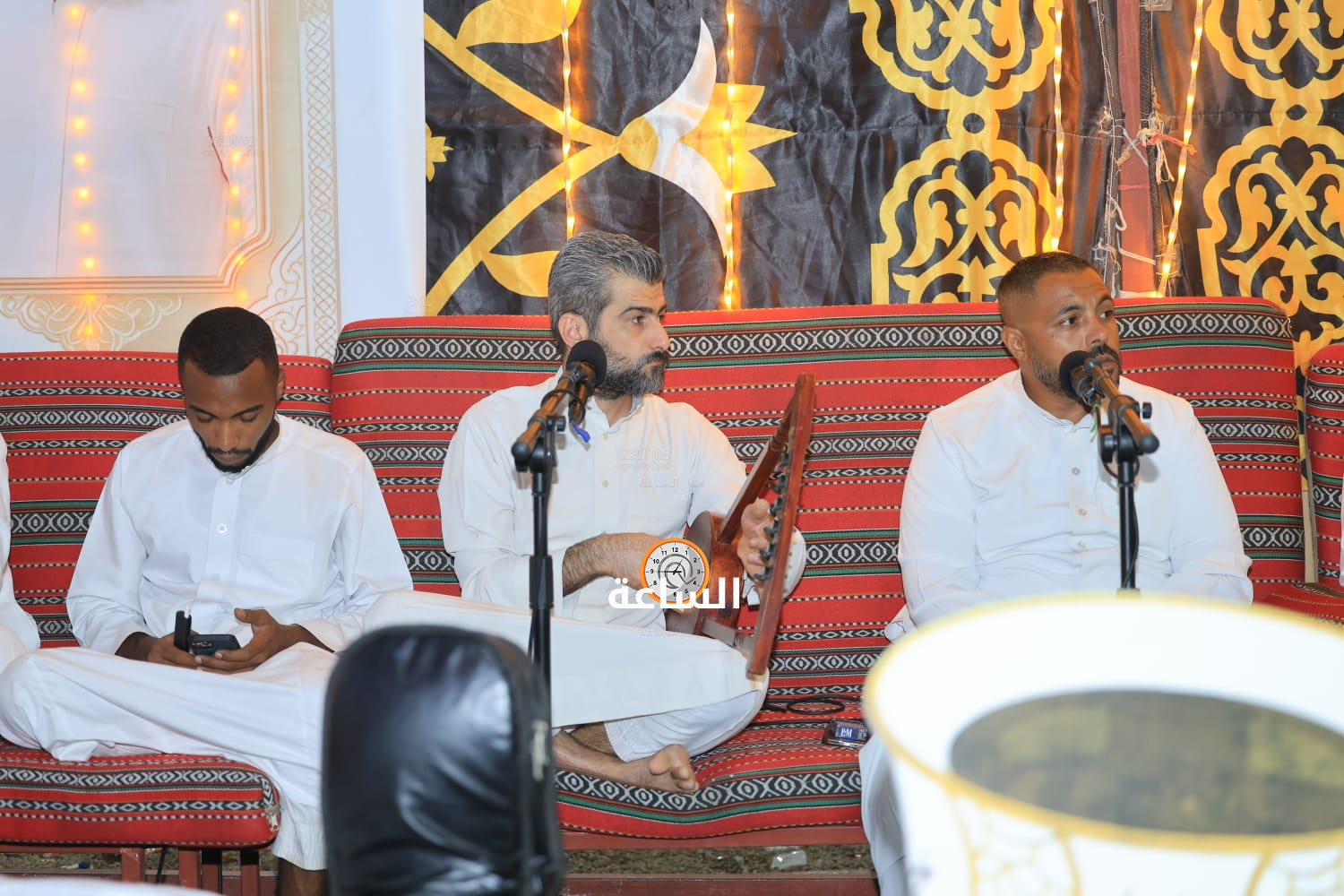 Madar Al-Saa Images 0.6040503597994562