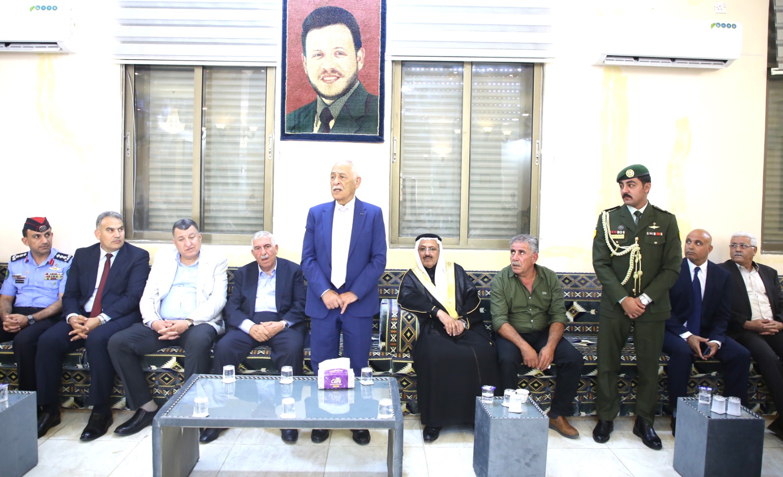 Madar Al-Saa Images 0.22308597300940158