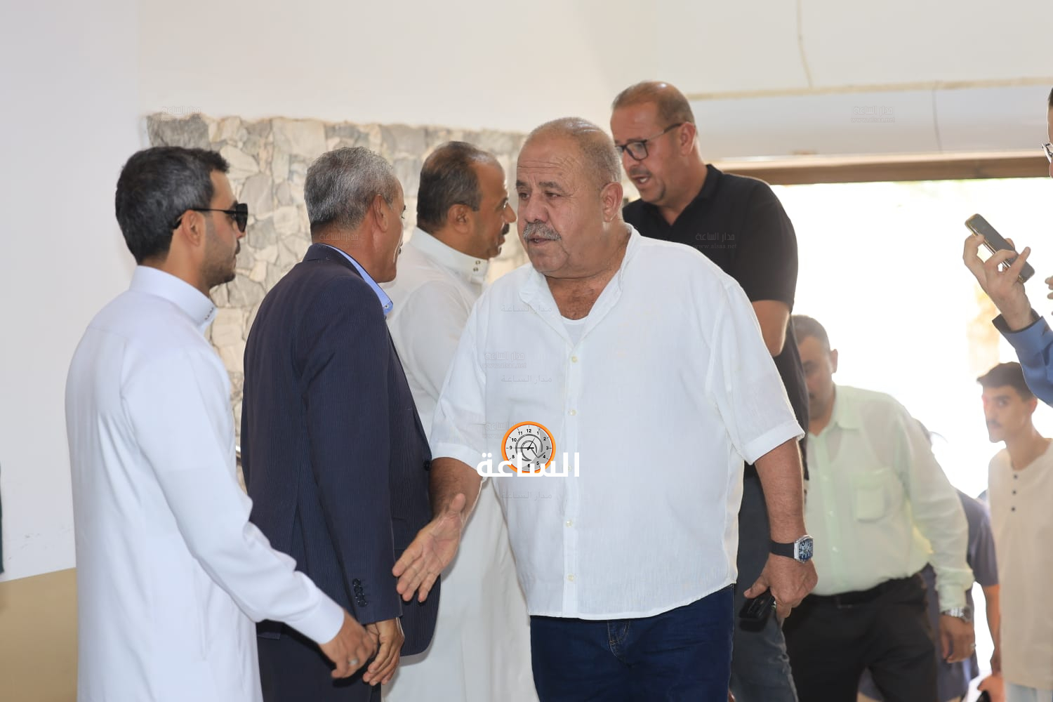 Madar Al-Saa Images 0.17960060313773984