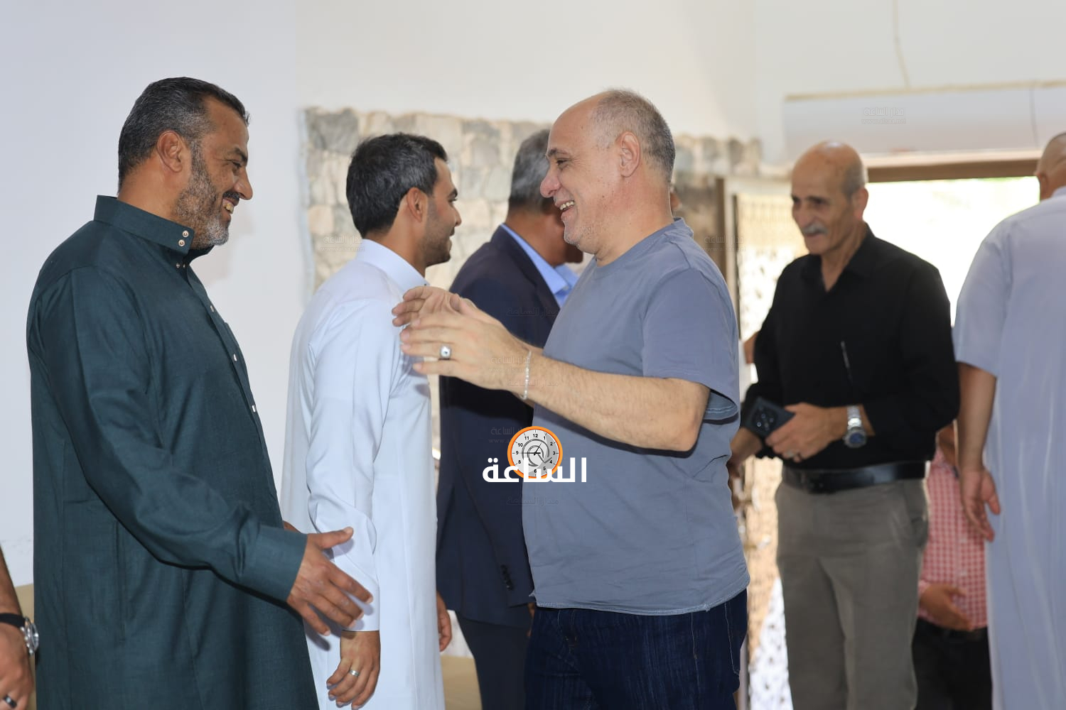 Madar Al-Saa Images 0.05325356837353845