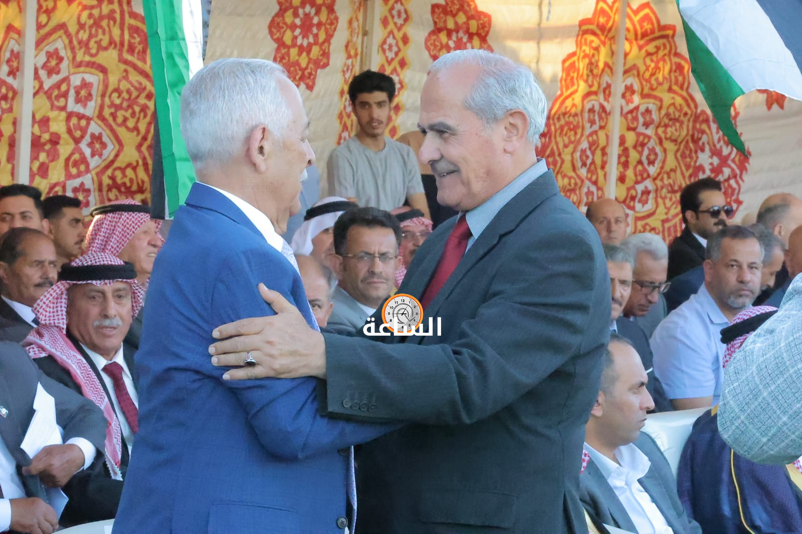 Madar Al-Saa Images 0.6990942853400984