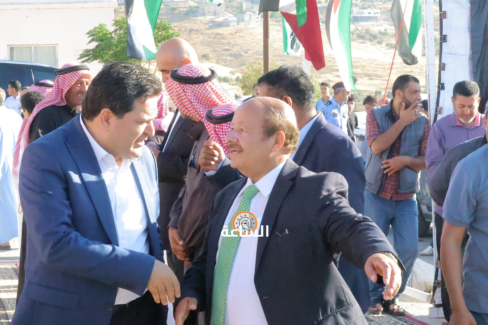 Madar Al-Saa Images 0.32650301547568317