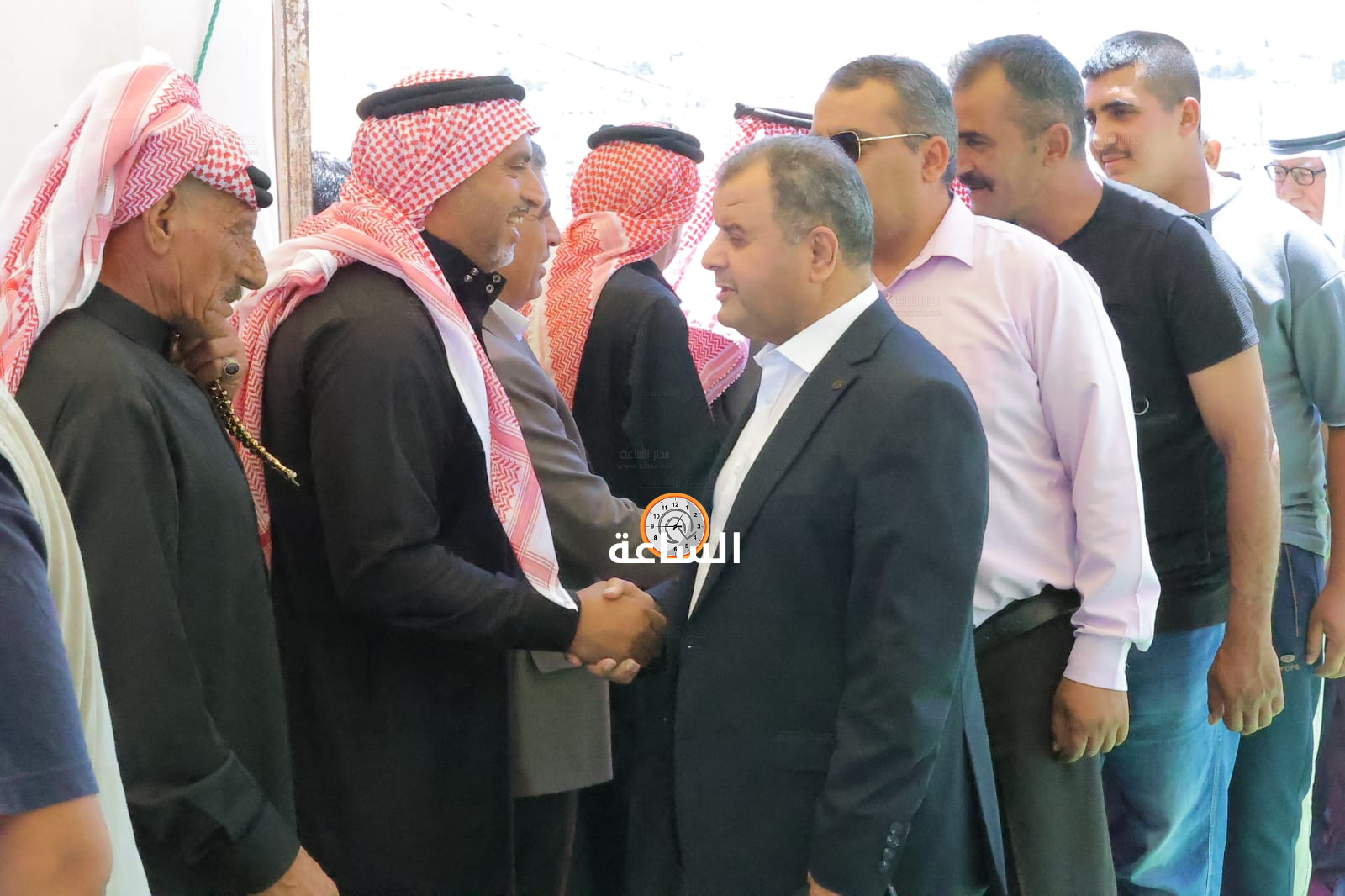 Madar Al-Saa Images 0.7184347873250003