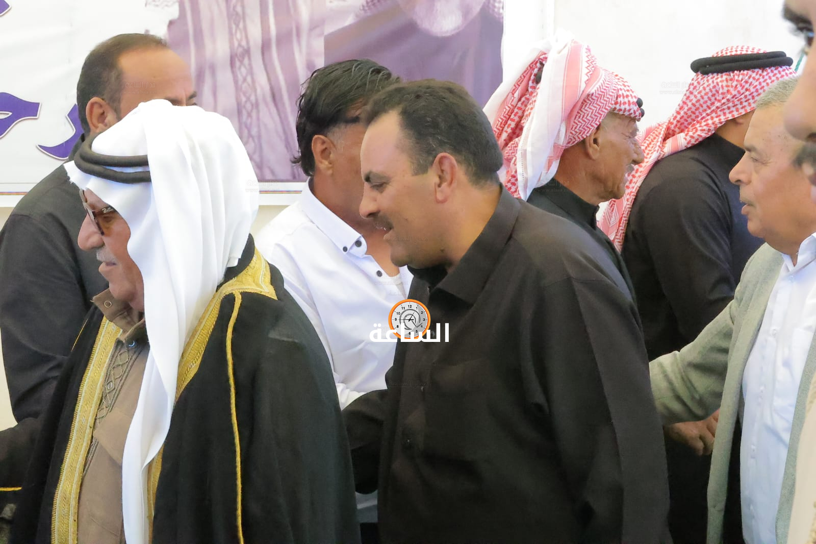 Madar Al-Saa Images 0.8879671711966212