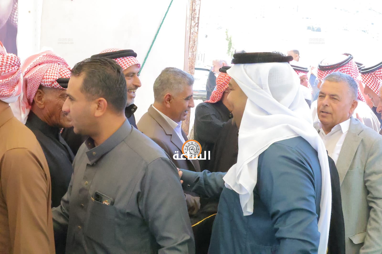 Madar Al-Saa Images 0.7881255213202156
