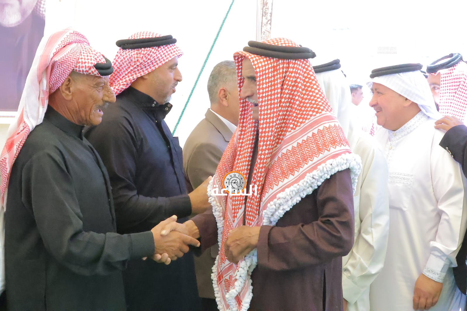 Madar Al-Saa Images 0.767246285654987