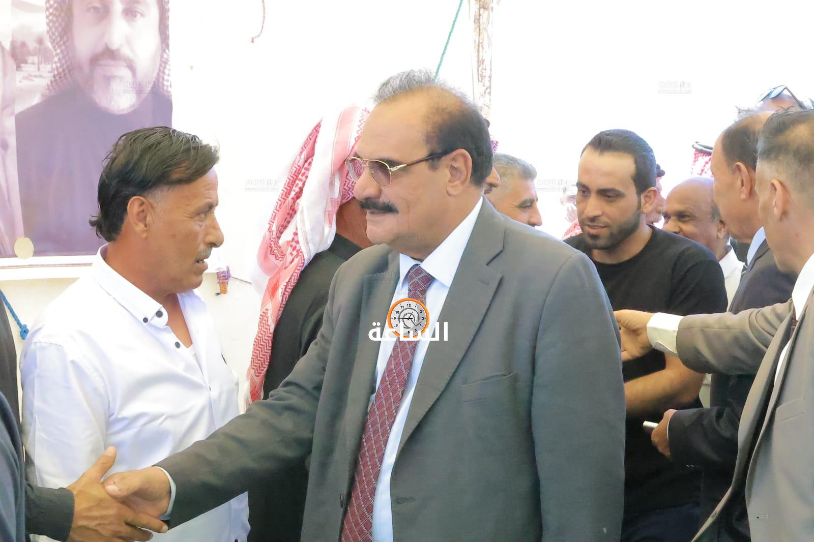 Madar Al-Saa Images 0.6354959155485229