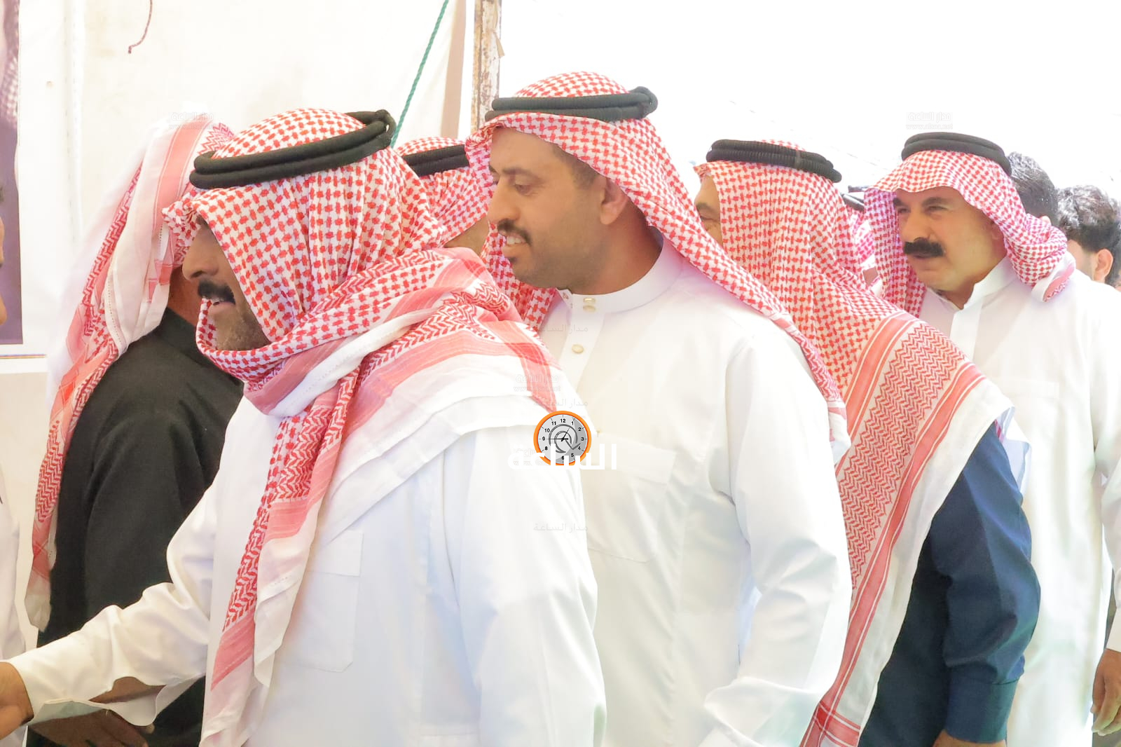 Madar Al-Saa Images 0.37005458563926286