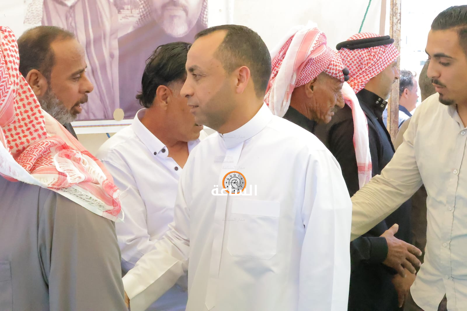 Madar Al-Saa Images 0.9068381157619745