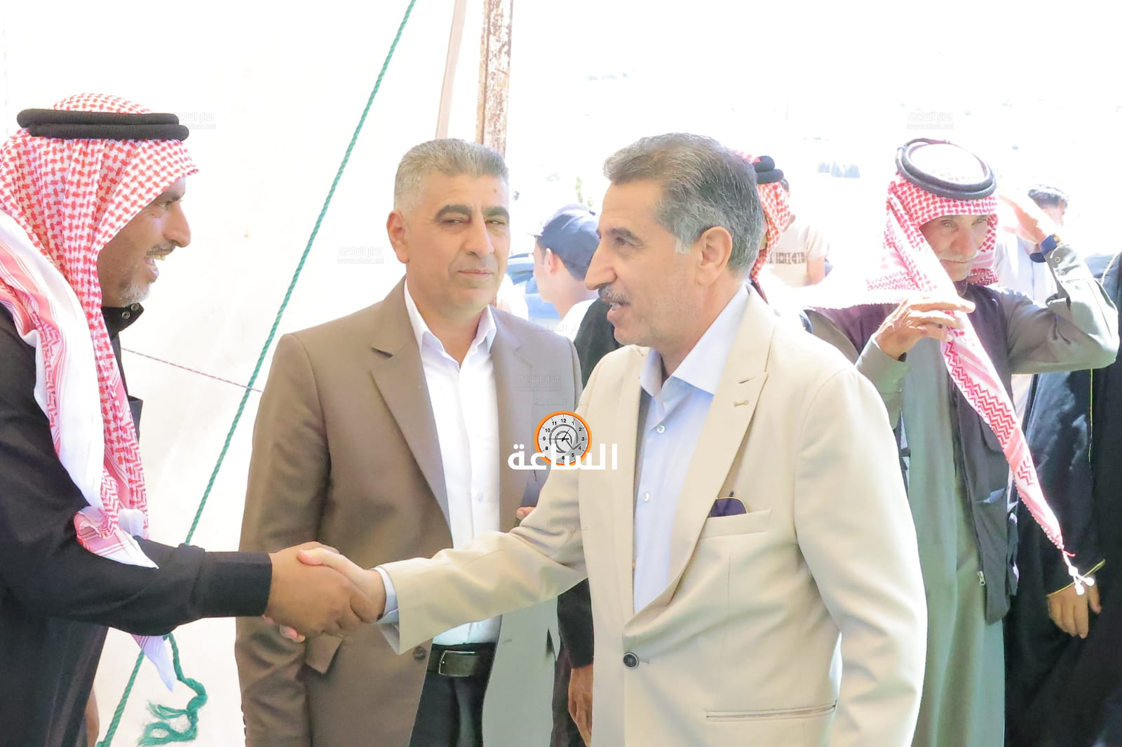 Madar Al-Saa Images 0.8061127361461626