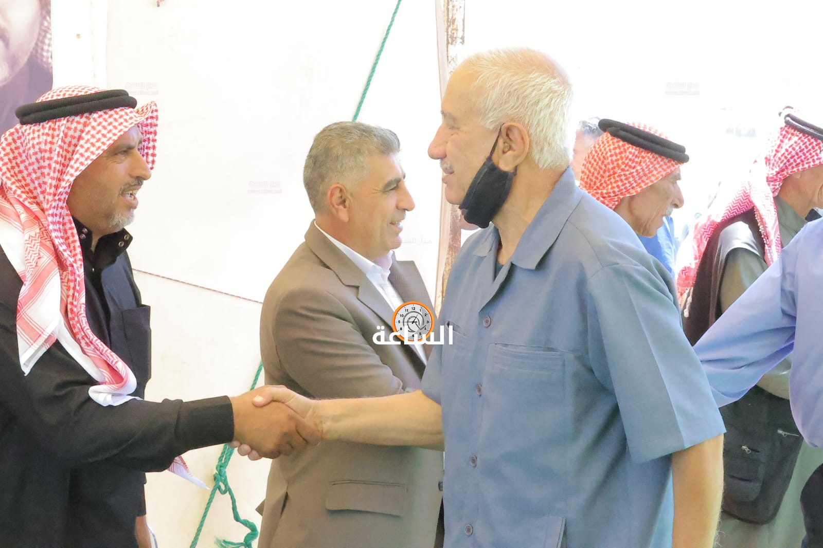 Madar Al-Saa Images 0.23844890488937354