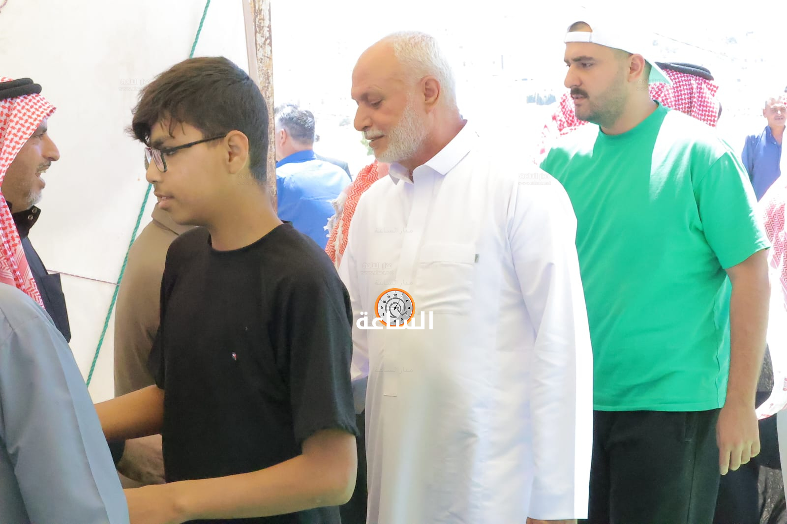 Madar Al-Saa Images 0.17130332486459587