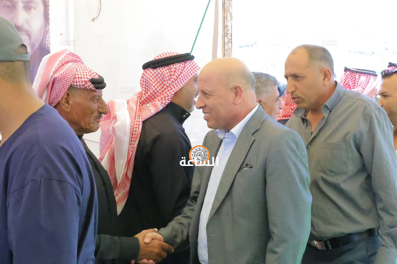 Madar Al-Saa Images 0.5458492558660473