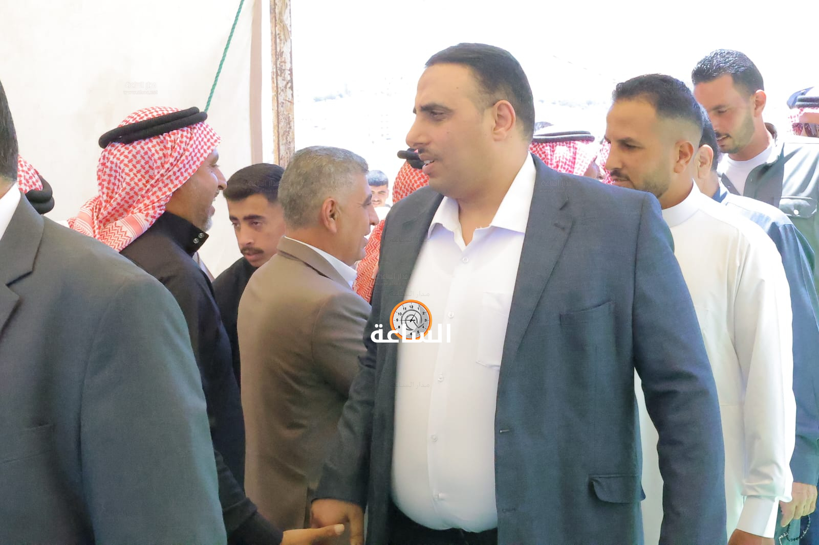 Madar Al-Saa Images 0.4225003775042443