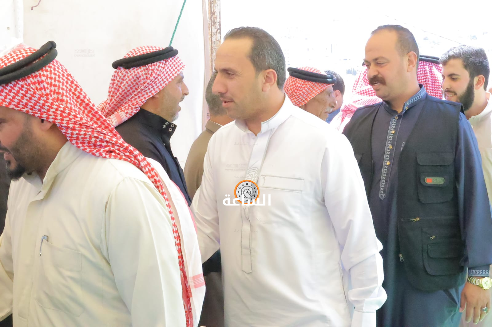 Madar Al-Saa Images 0.6175237737487367