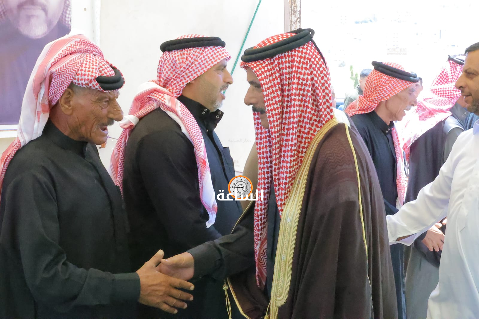 Madar Al-Saa Images 0.23998636755155833