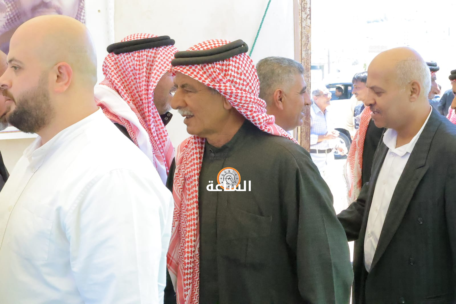 Madar Al-Saa Images 0.8984957278642725
