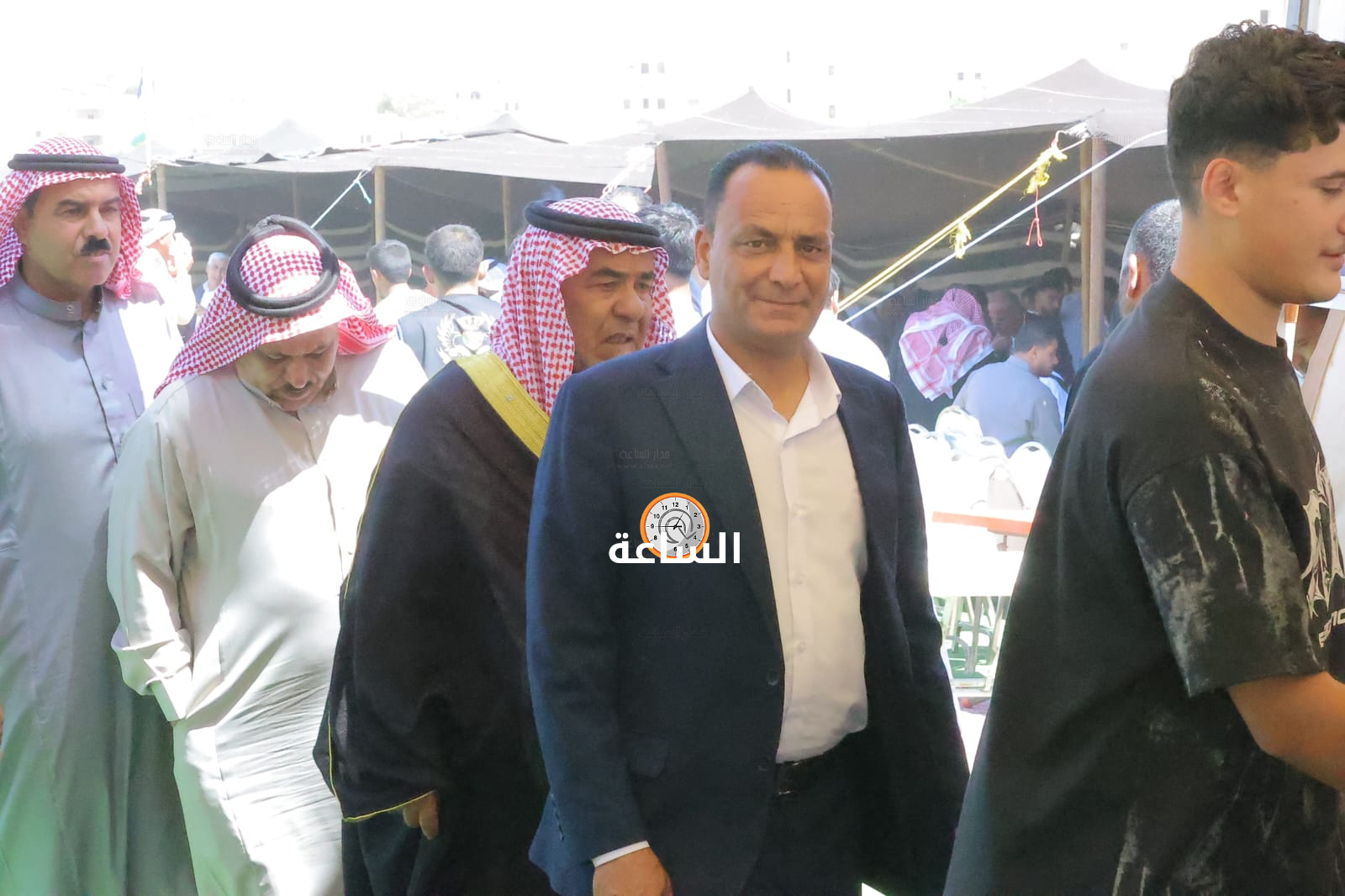 Madar Al-Saa Images 0.21564656485625688