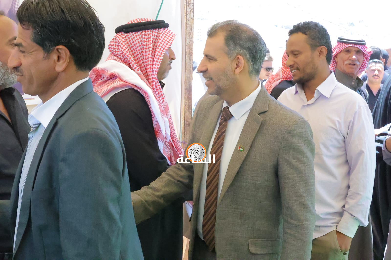 Madar Al-Saa Images 0.4427665199897529