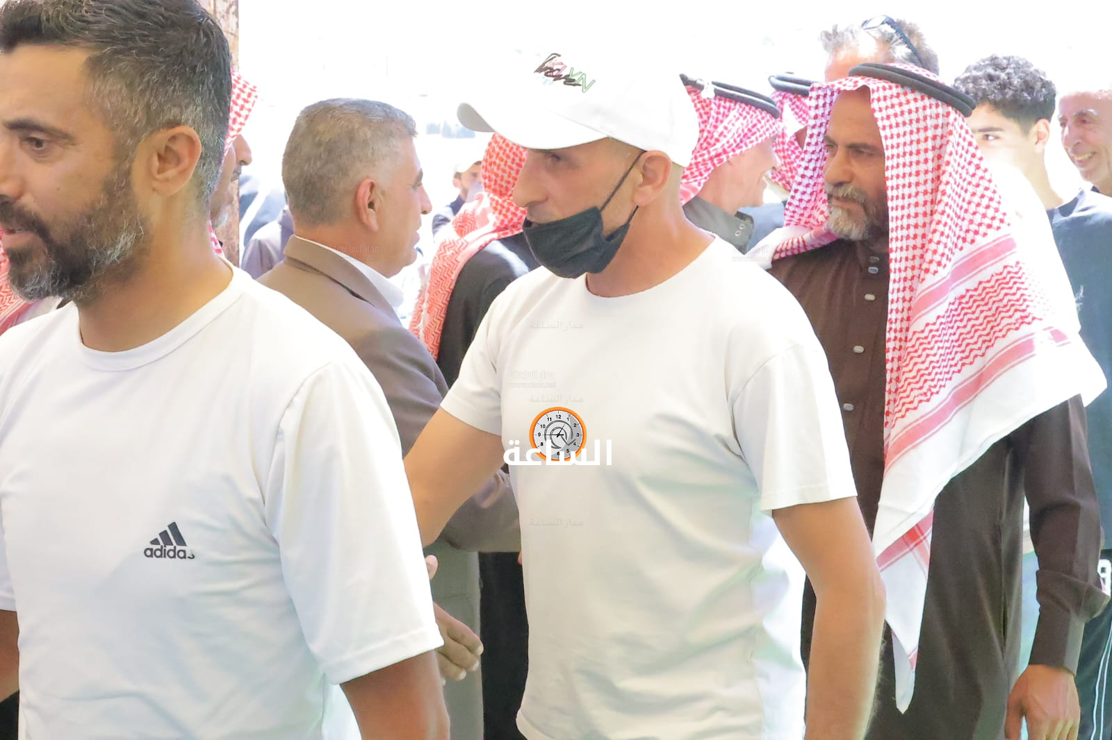 Madar Al-Saa Images 0.9001401453219701