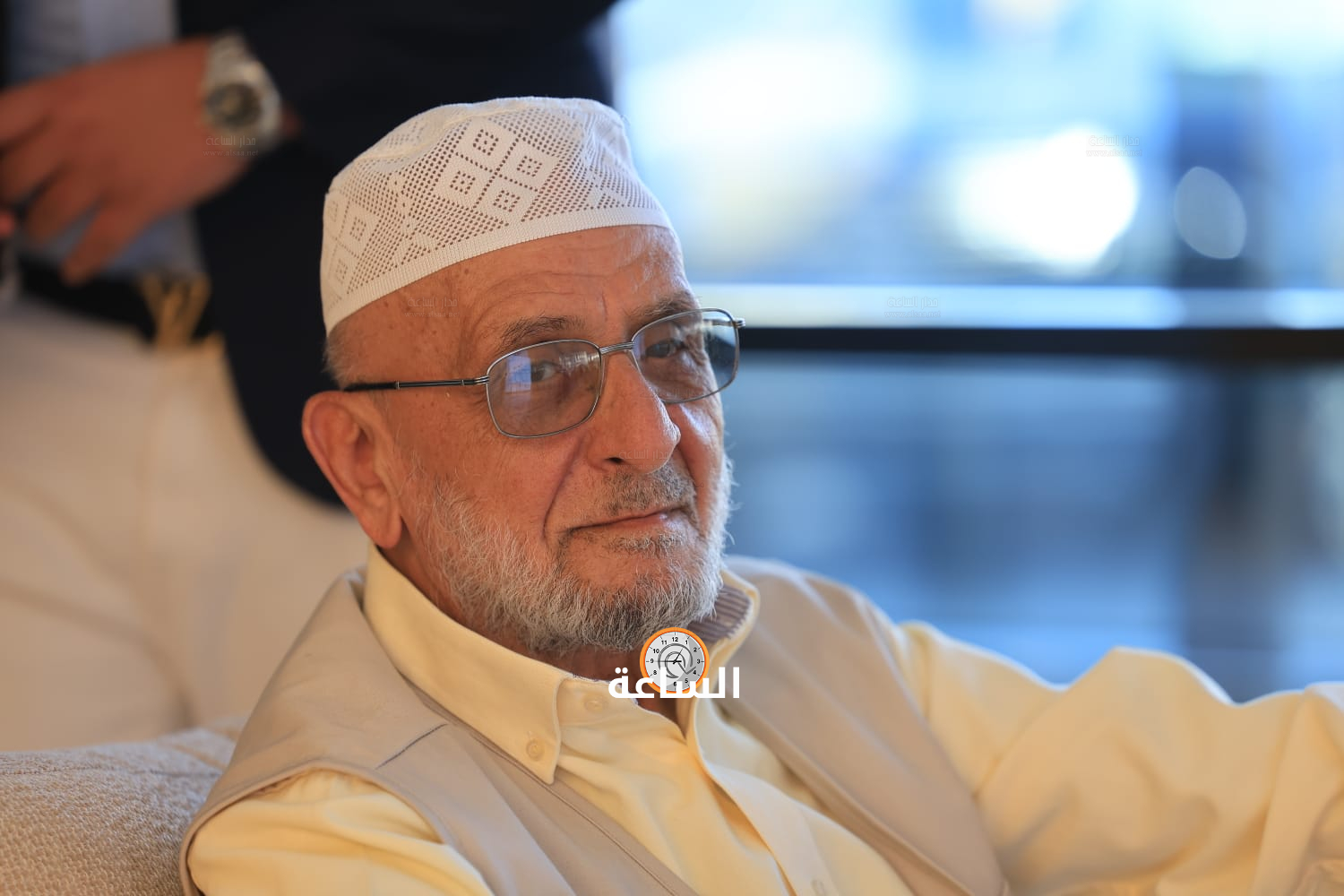 Madar Al-Saa Images 0.04307307744462241