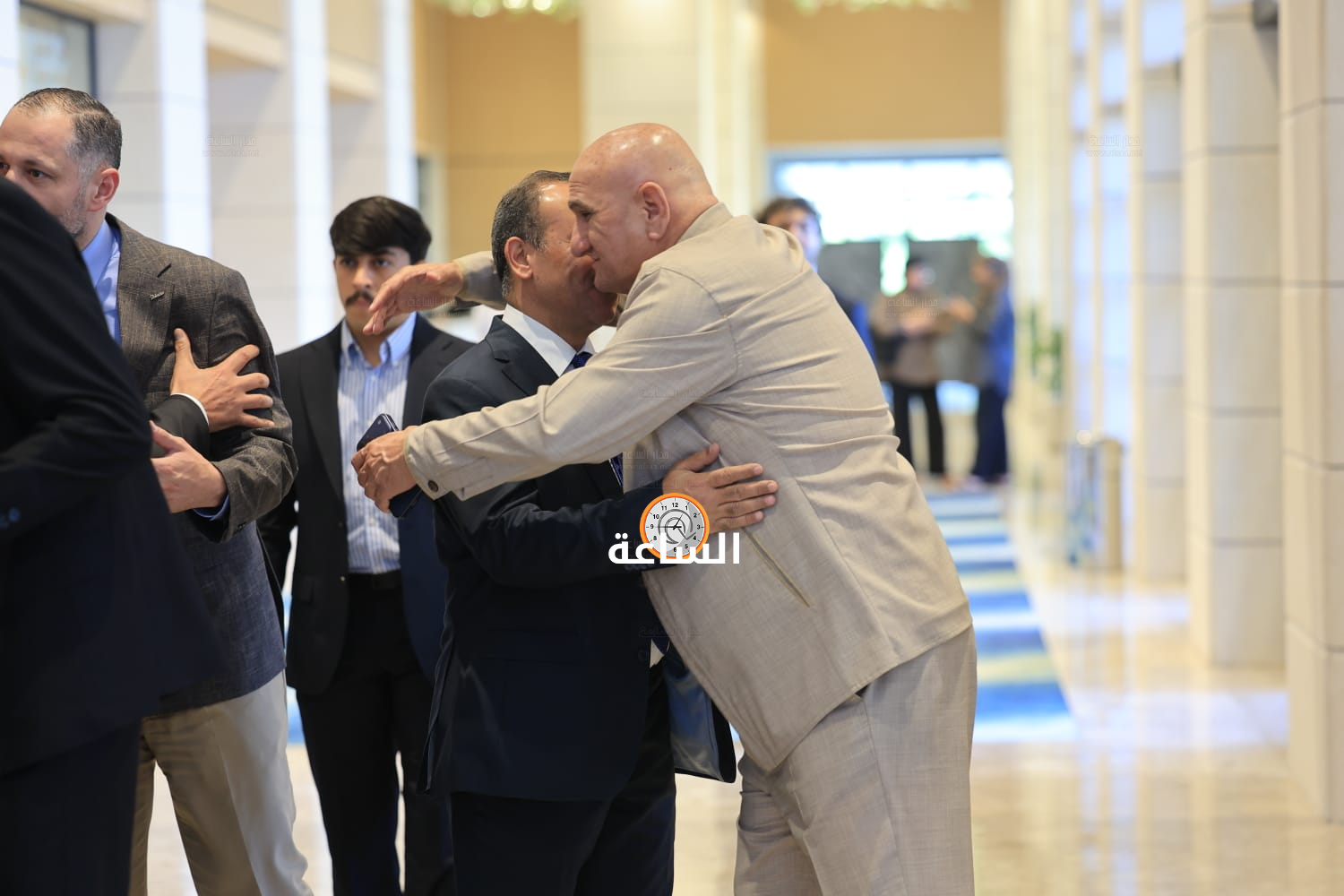 Madar Al-Saa Images 0.5431695502576458
