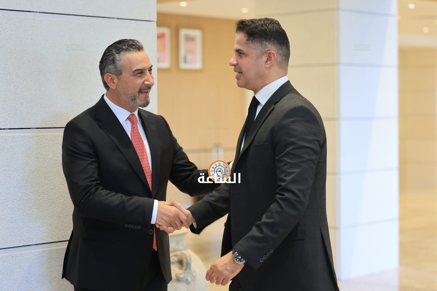 Madar Al-Saa Images 0.22079408800792089