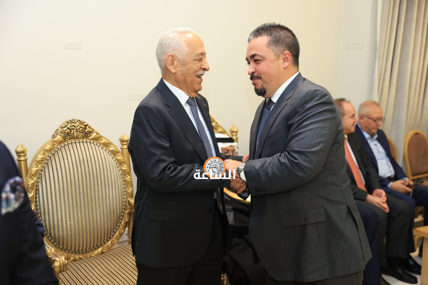 Madar Al-Saa Images 0.3828667117514821