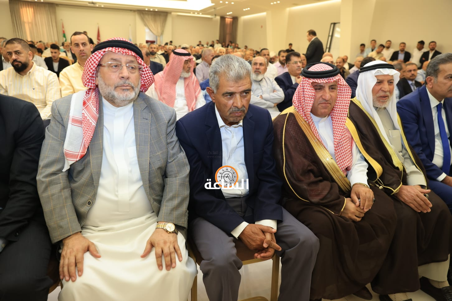 Madar Al-Saa Images 0.7491959572189123